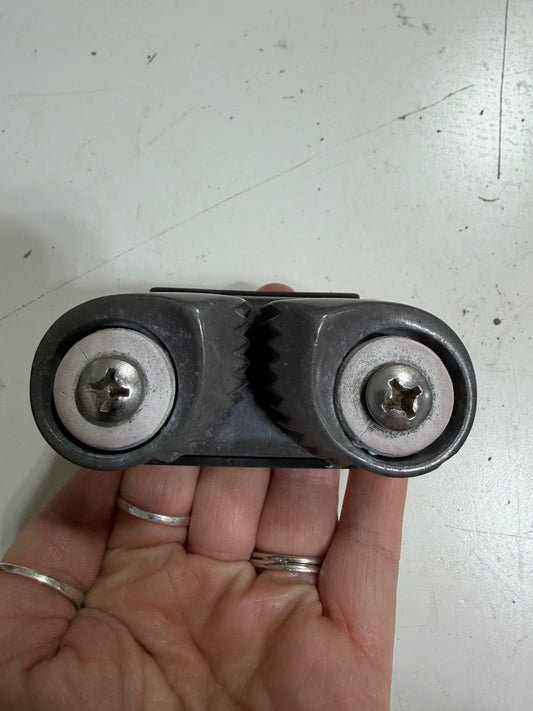 5/8" Harken Cam Cleat - Faded Exterior