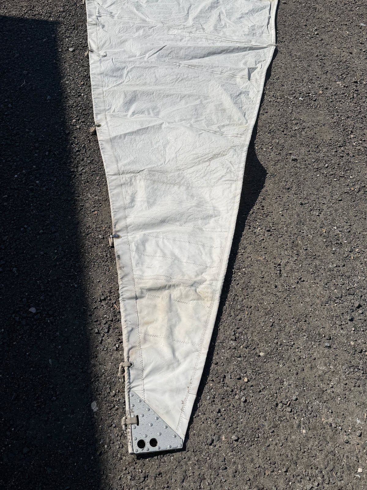 Pearson 28 Main Sail - 33'10" x 30'4" (slide side) x 10'3"