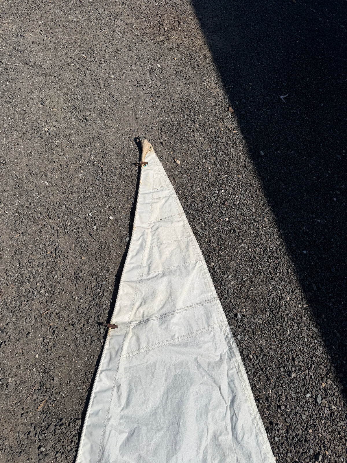 Irwin 10/4 Hank On - Headsail - 33'3" x 33'4" x 18'7"