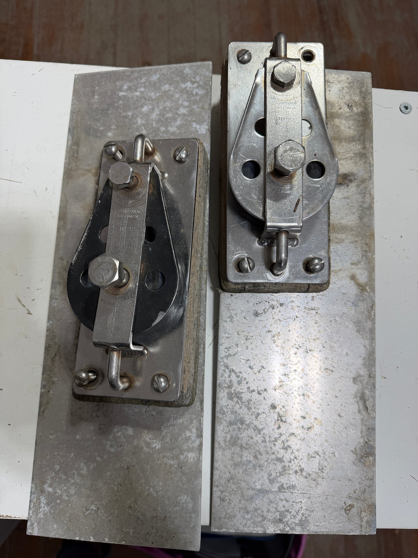 PAIR Ronstan RF12 Cheek Blocks On Mounts/Plates - 5/16" Line