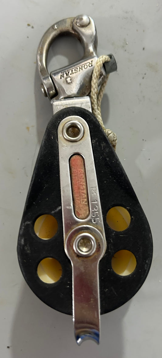 Ronstan Single Block with Swivel Shackle - 3/8" Line Max