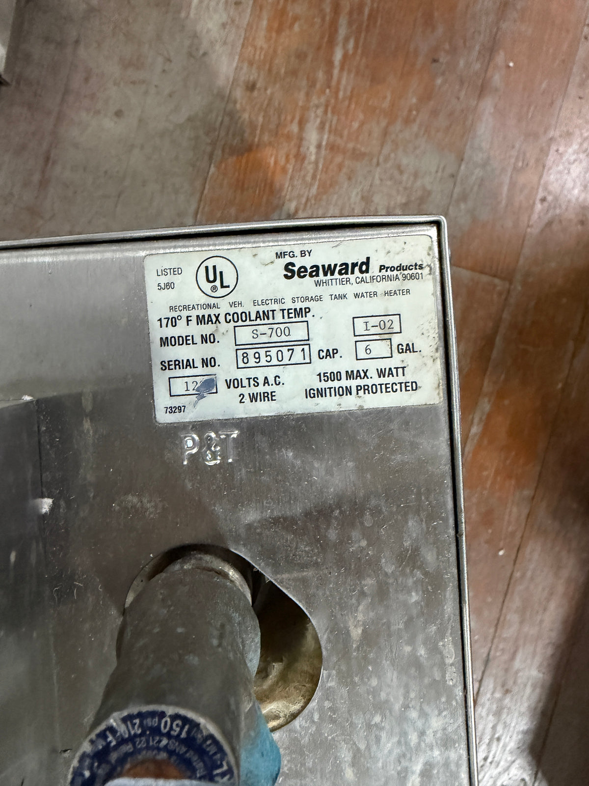 Seaward MODEL S-700 - 6 Gallon Water Heater - UNTESTED