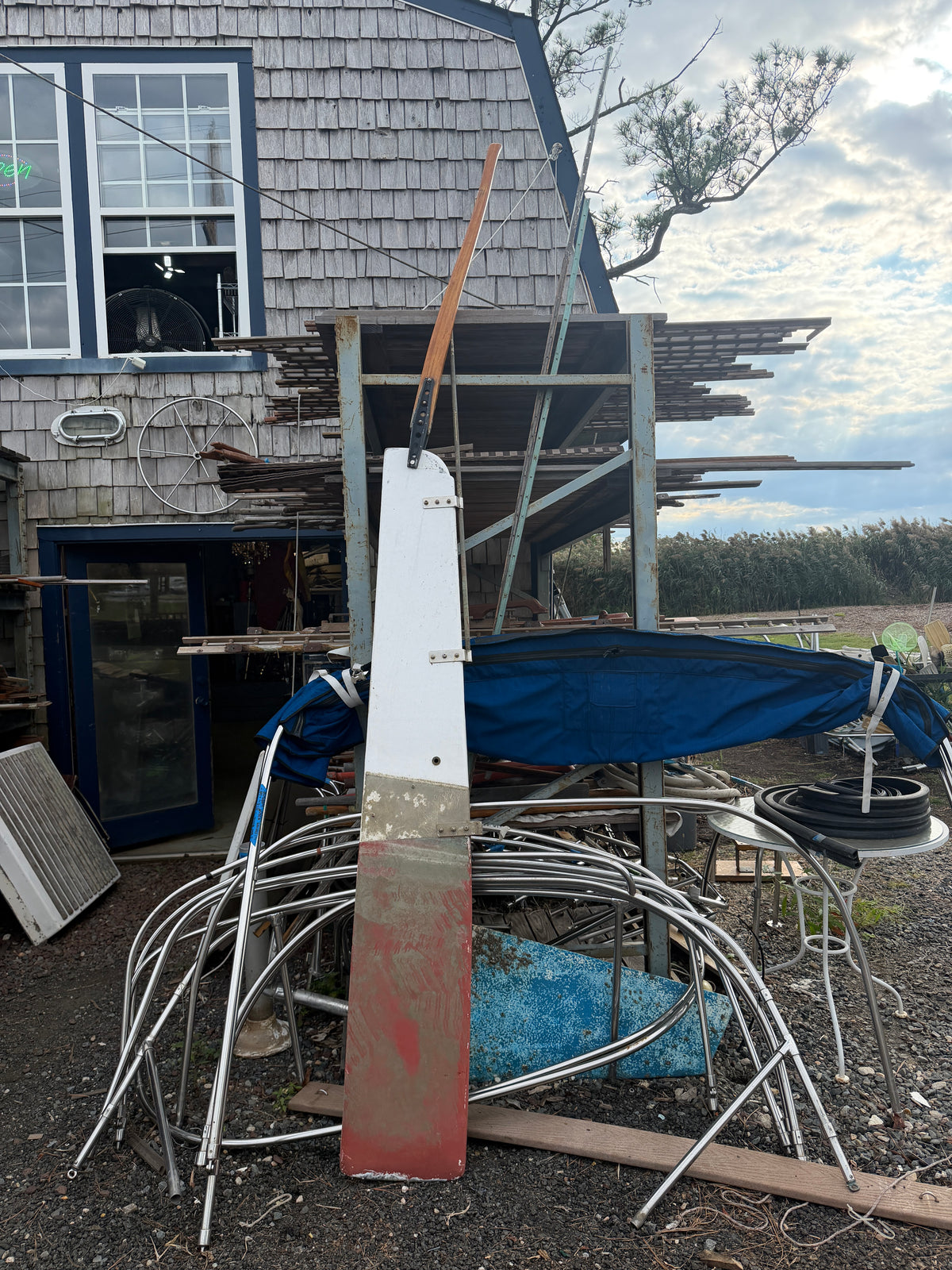 Montgomery 23 Rudder With Tiller Handle