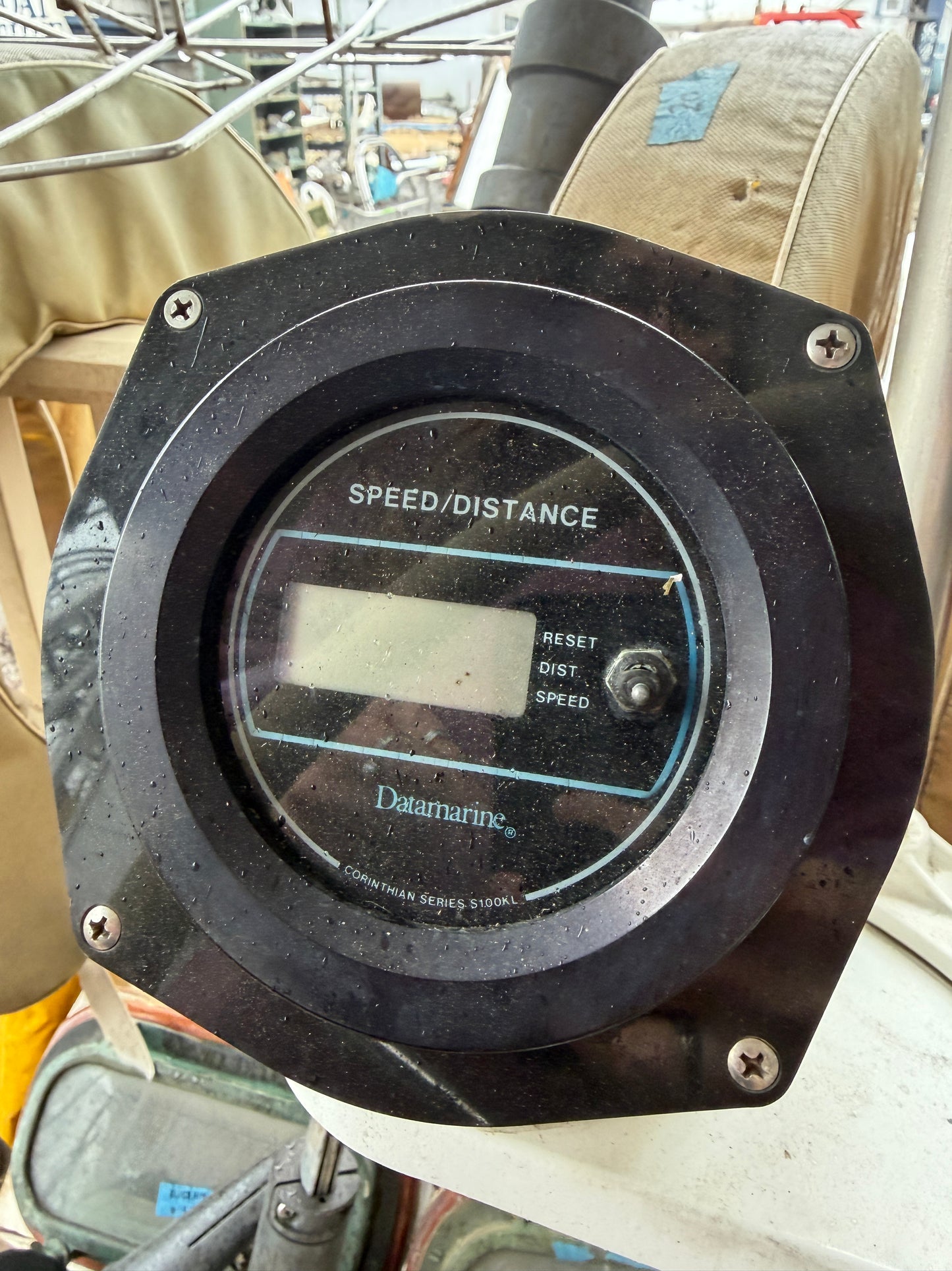Complete Pedestal OFF Catalina 30