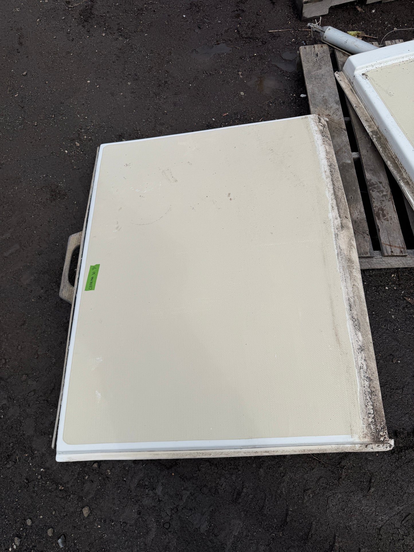 Catalina 30 2 Piece Companion Way Hatch