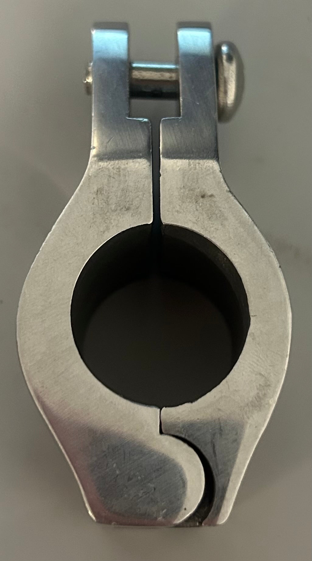 Thick Stainless Rail Mount Hinged Jaw Slide Flat bottom - 3/4" Tubing