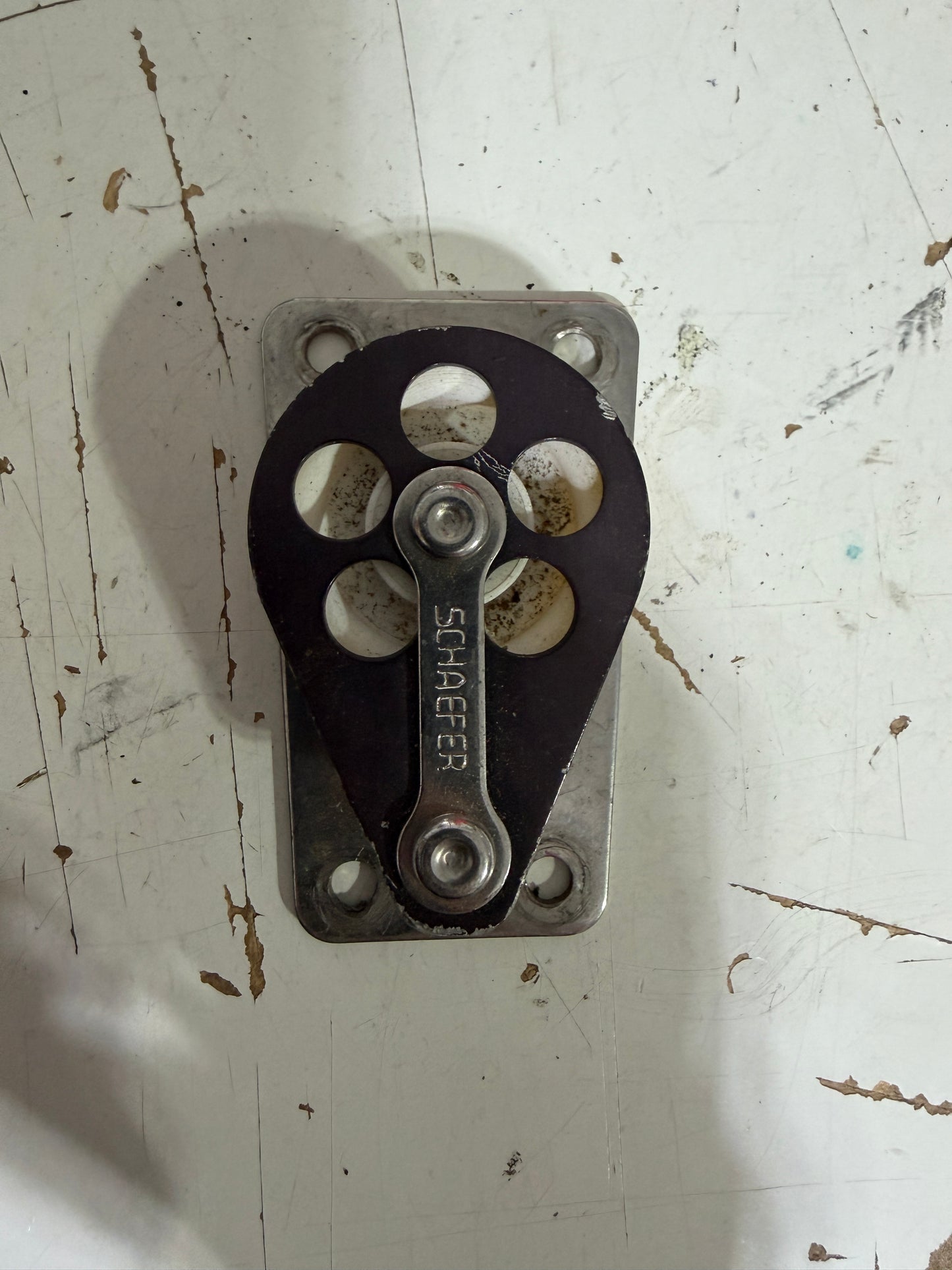 Schaefer 1 1/2" Sheave Cheek Block - 3/8" Line