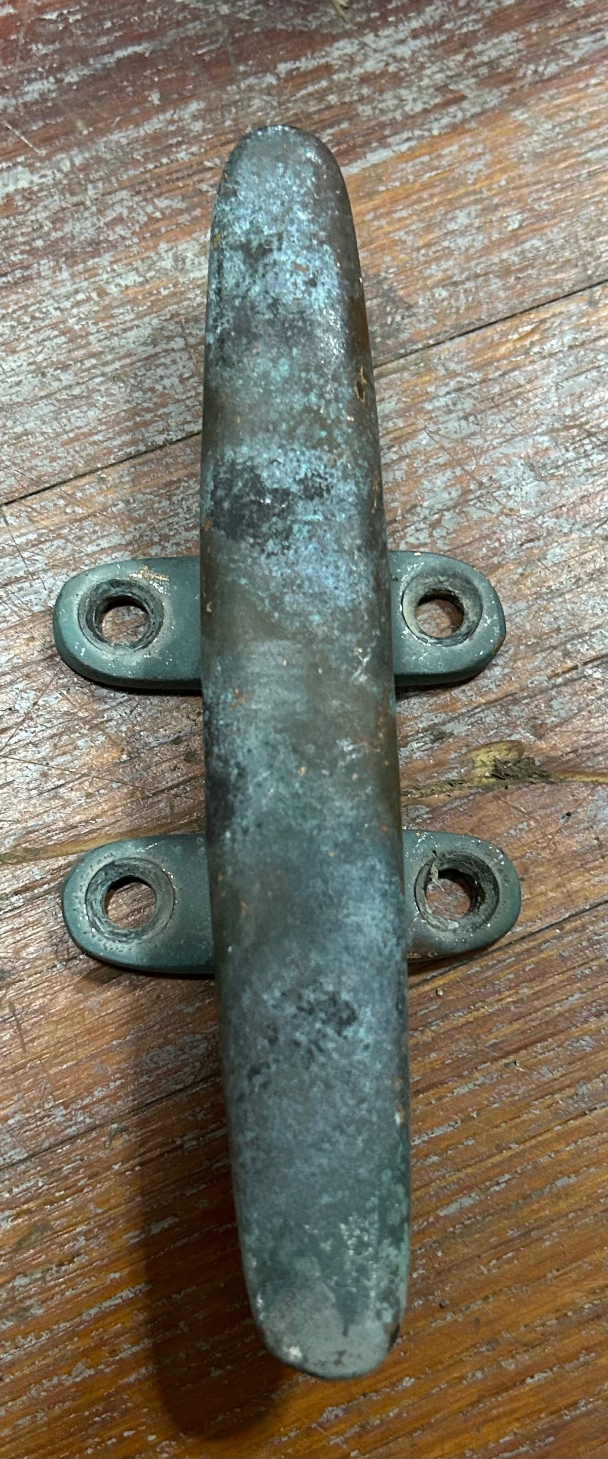 5 7/8" Bronze Cleat