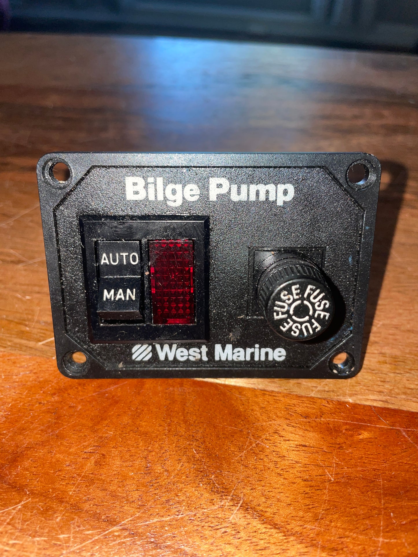 West Marine Bilge Pump Switch - 12V