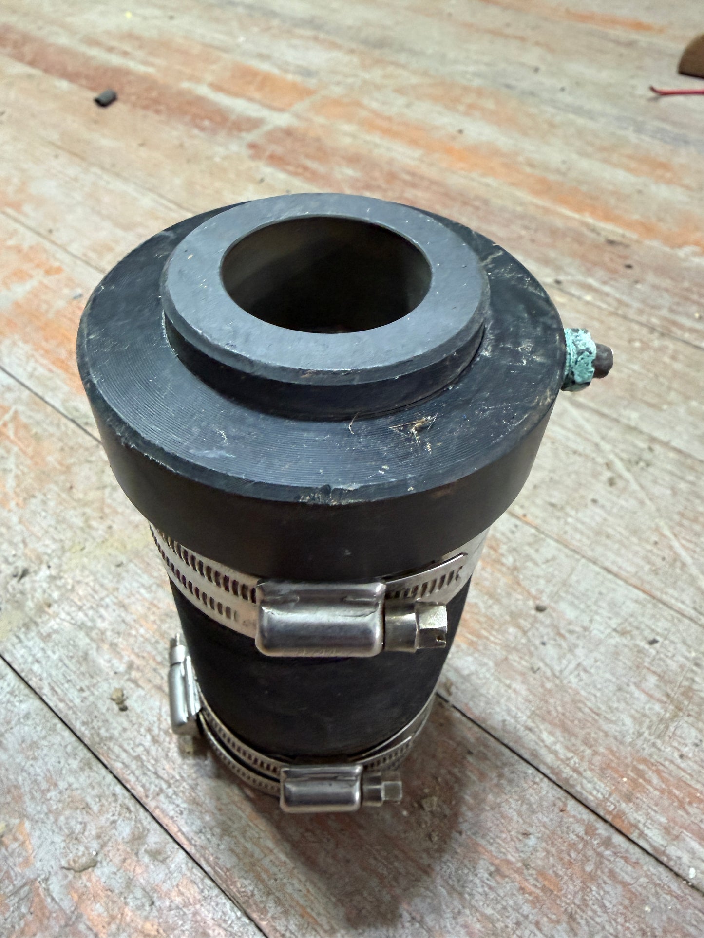 1 1/4" Diameter Shaft Drip Less Seal