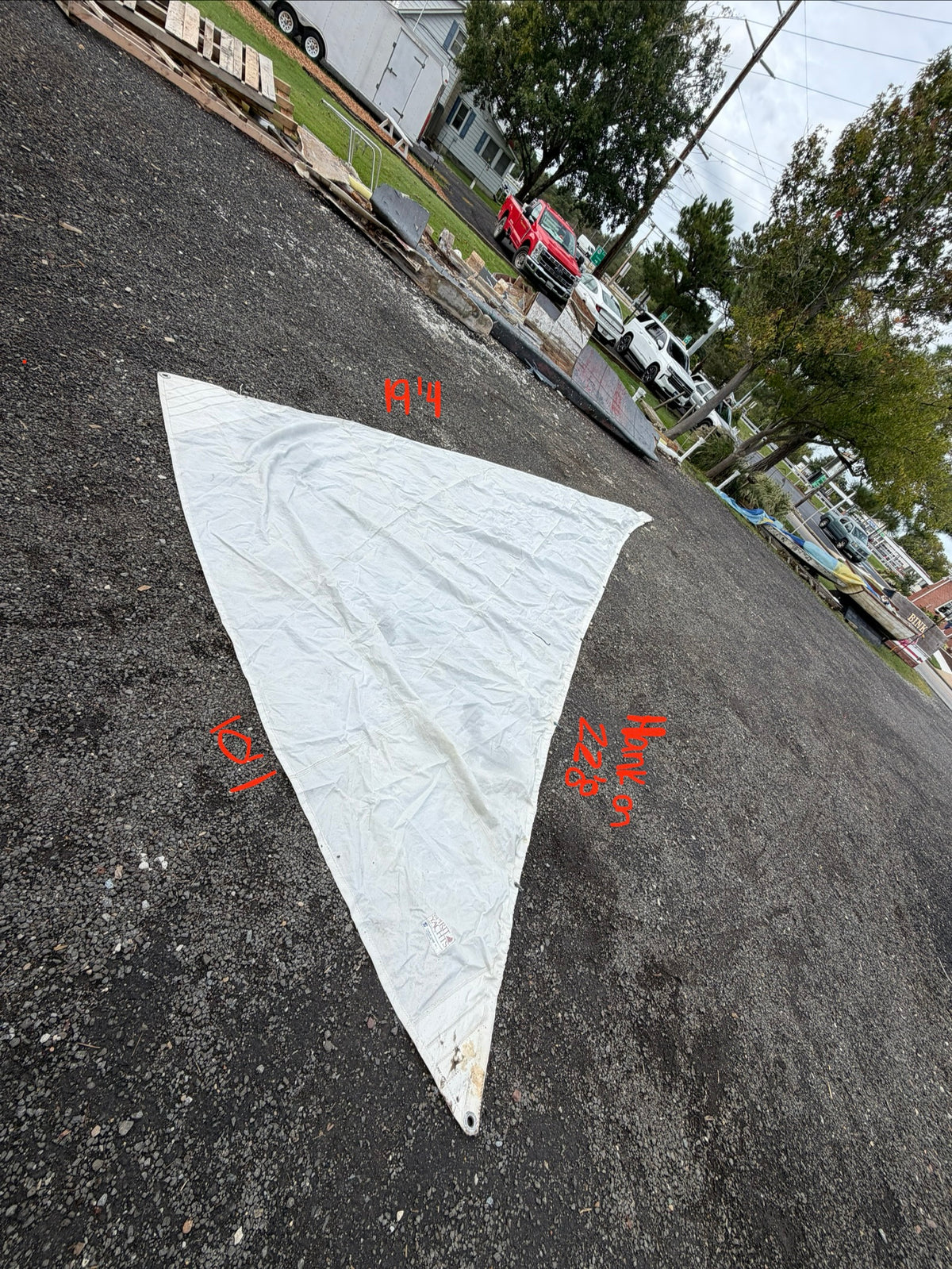 Spirit 23 Headsail - 22'8" (Hank On Side) x 19'4" x 10'1"