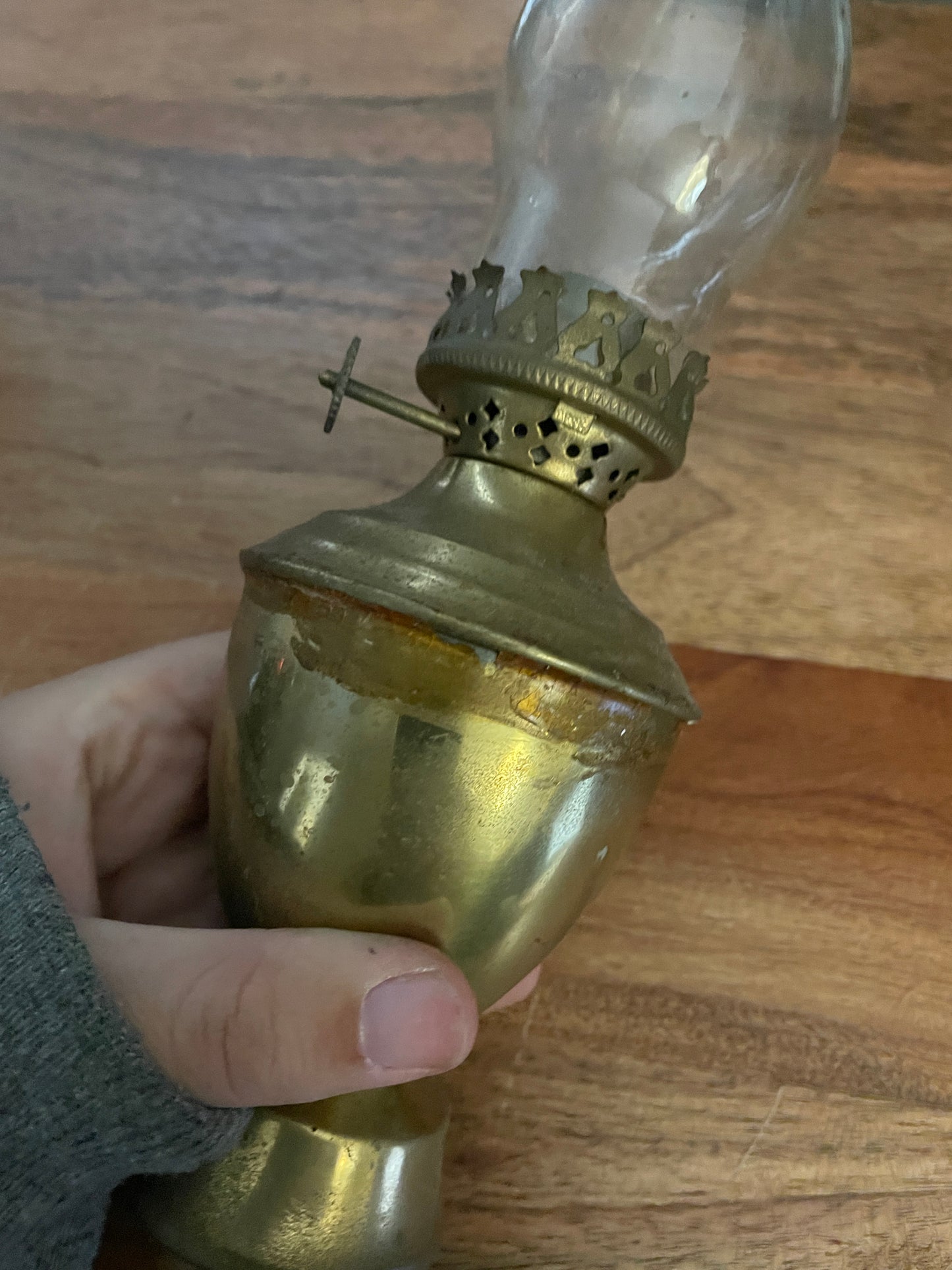 Vintage Brass Oil Lamp With Gimball & Deflector