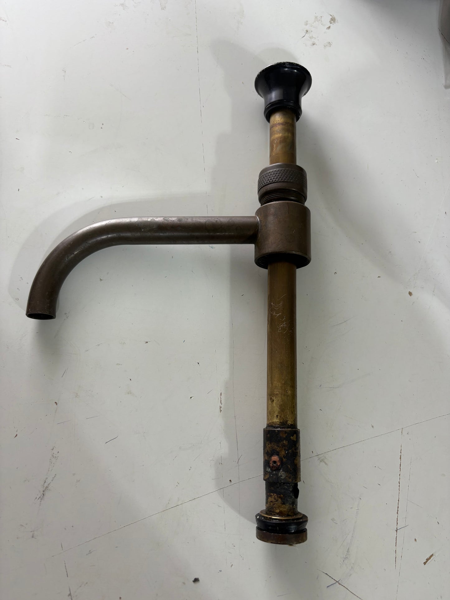 Columbia 36 Brass Faucet 10"