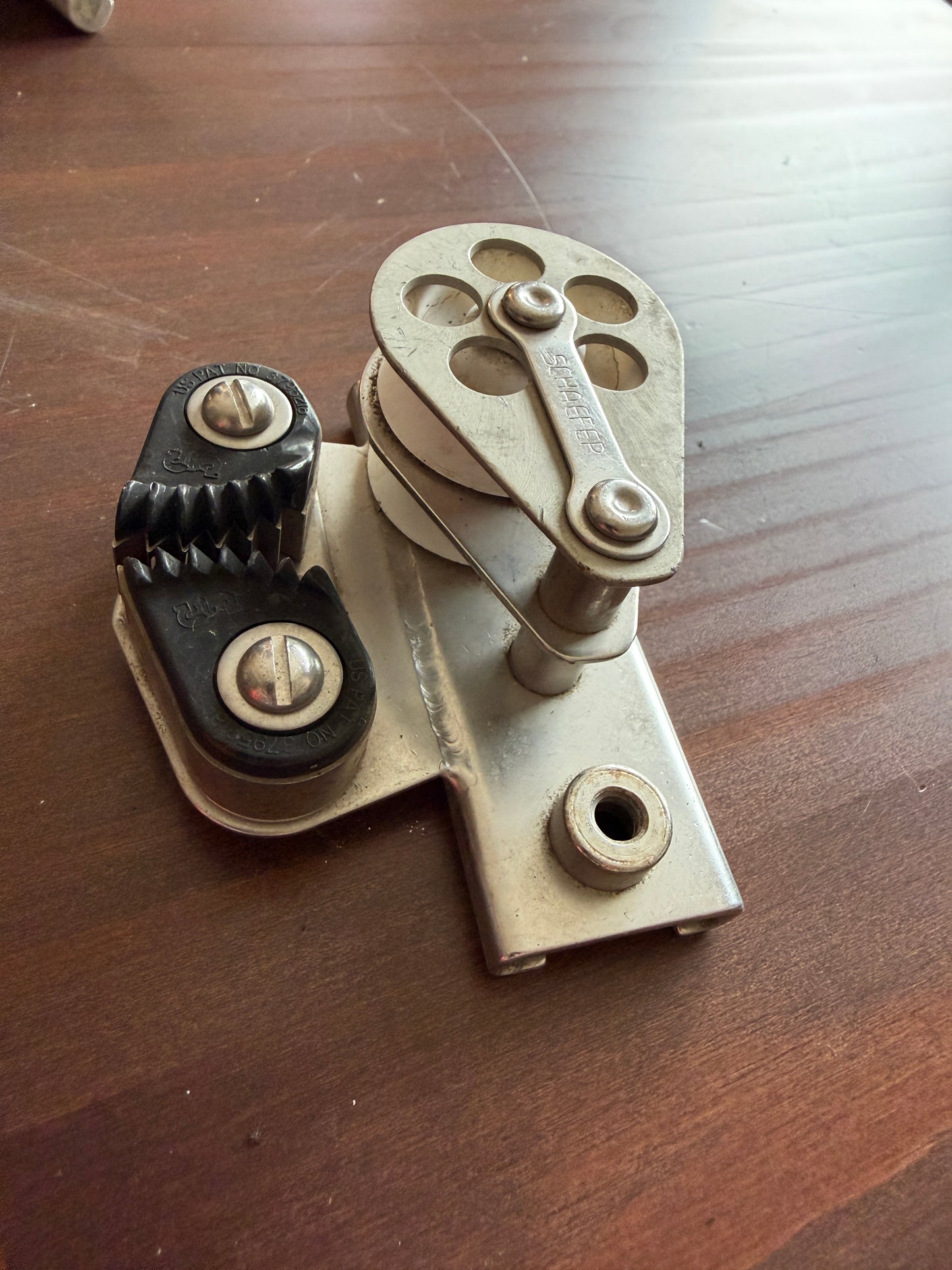Schaefer 1" Track Car - 1 1/2" Double Sheave With Cam Cleat - Missing Screw Adjuster
