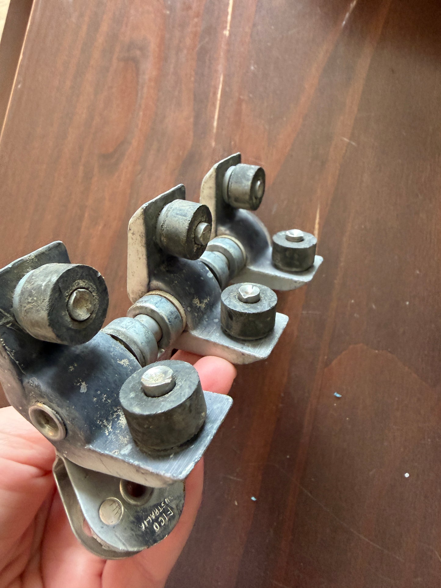 7/8" X Traveler / Track Car - 4 1/2" Long