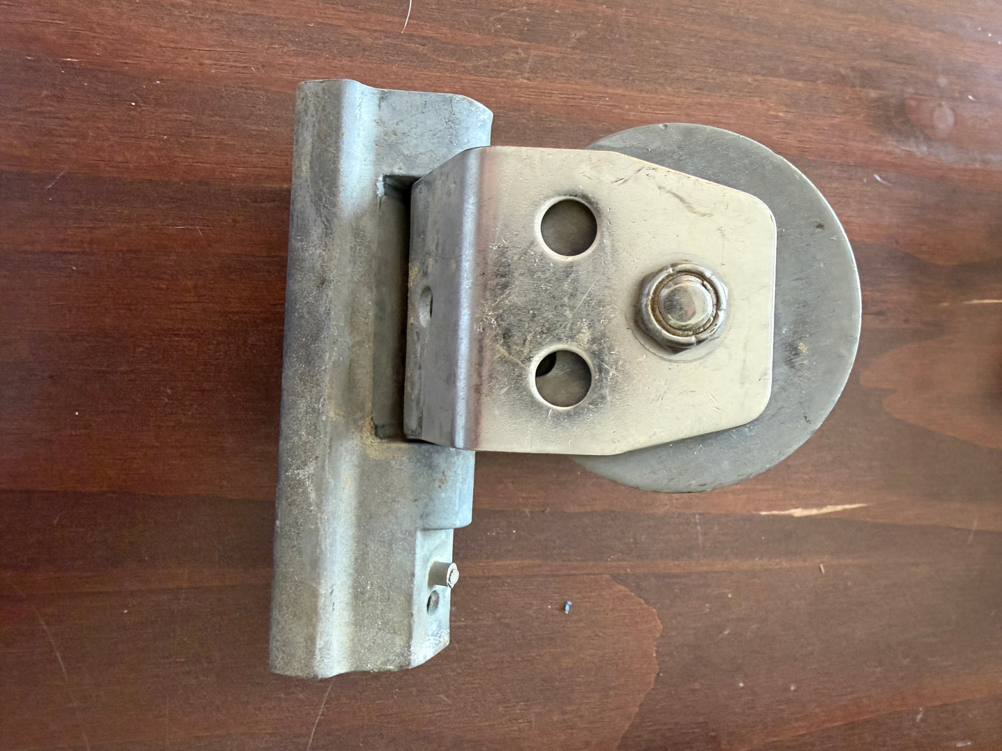 1" Sheet Block / Track Car - Missing The Adjustable Pin