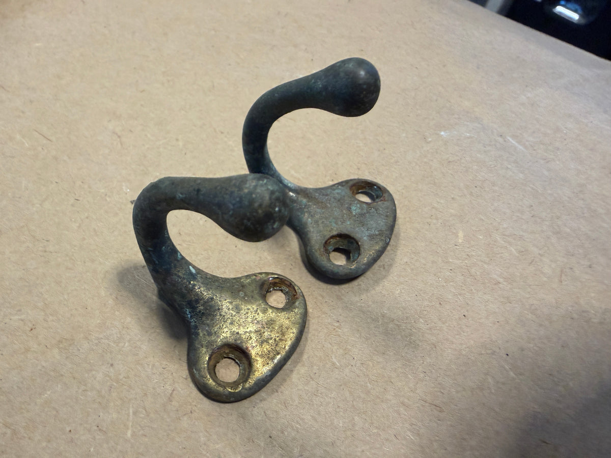 PAIR Small Bronze Hooks