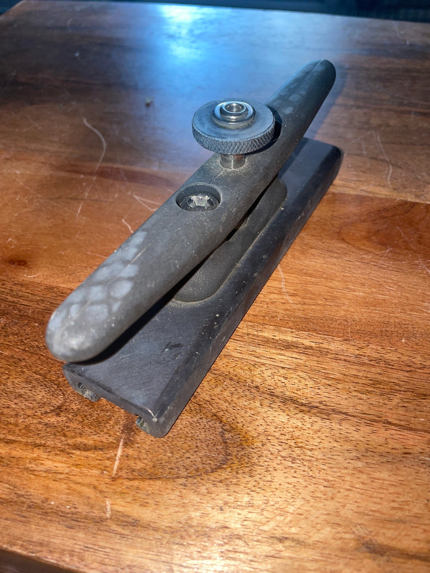 Forespar Screw Top Track Cleat For 1”