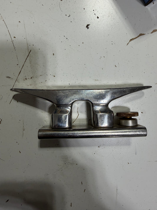 NE Stainless Steel Screw Top Midship Cleat - 1" Track Width