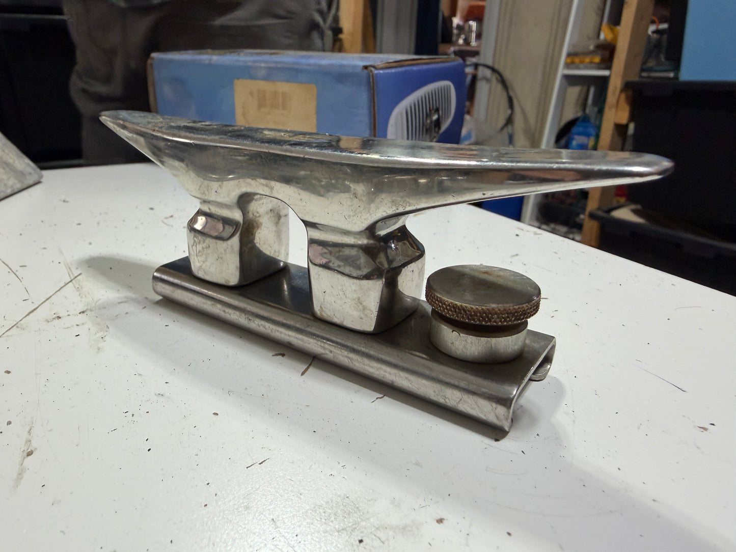 NE Stainless Steel Screw Top Midship Cleat - 1" Track Width