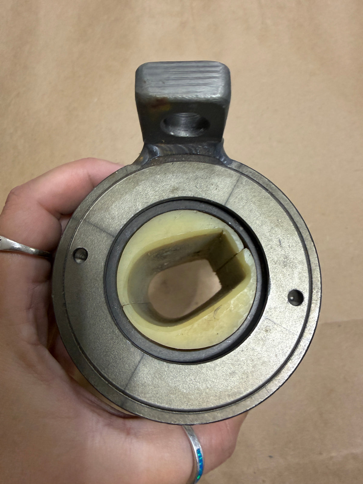 Stream Stay 2 Upper Swivel - 1 1/2" Length x 1" Width Extrusion Hole