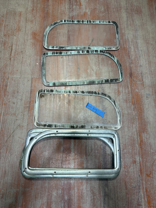 Port Glass Retainers from a Pearson Triton