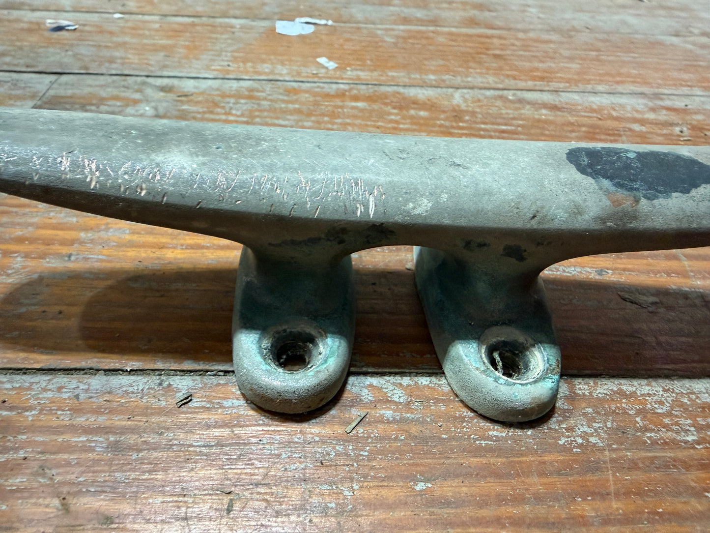 Chromed Bronze 8 1/4" Hollow Cleat