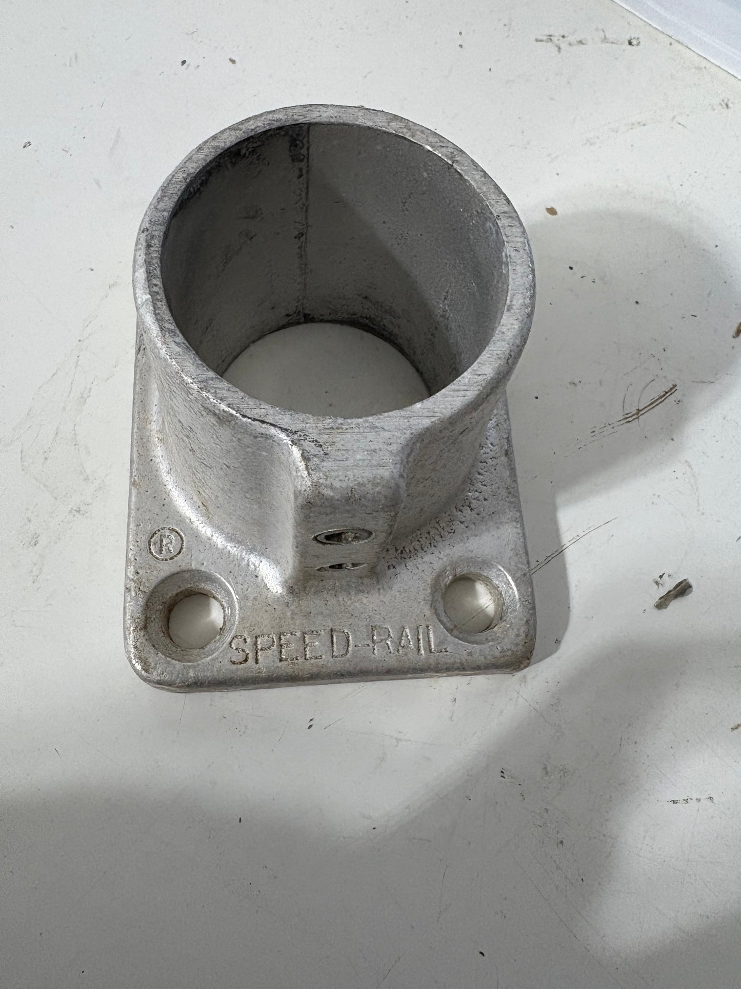 Cinti.O Speed-Rail Aluminum Round Base Flange Set of 2