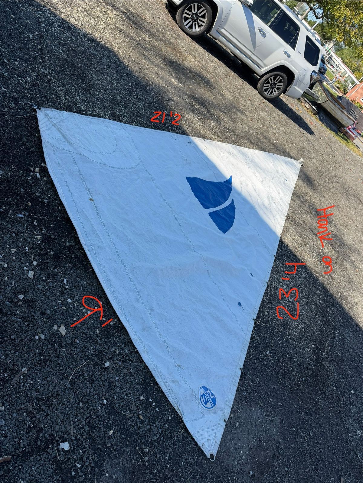 Sonar 24 Sail - 23'4" (Hank On Side) x 21'2" x 9'