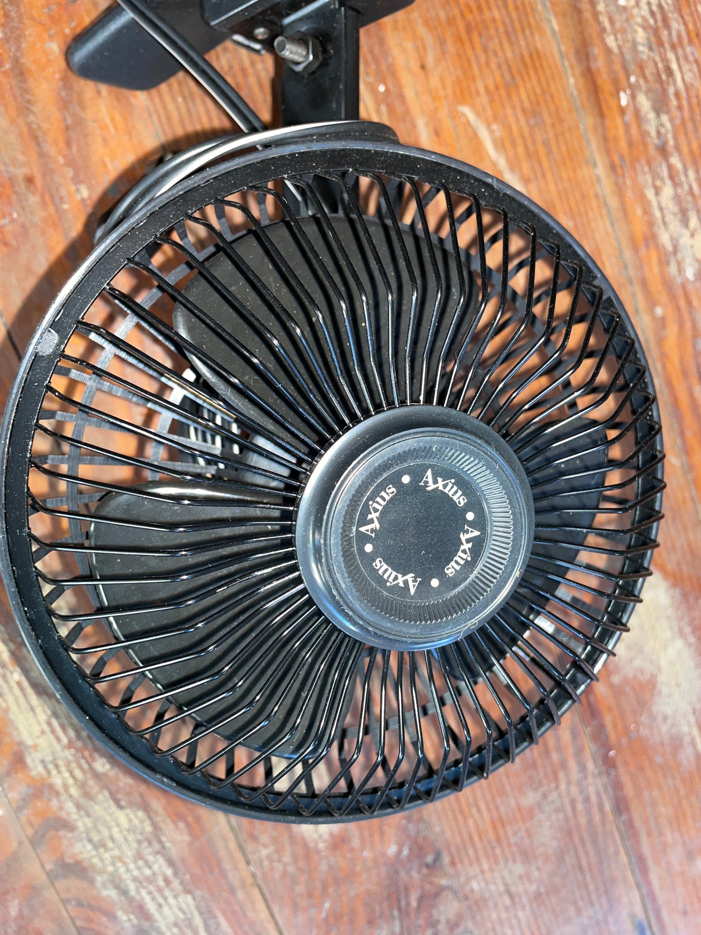 Axius Oscillating 12V  Interior Clip Fan For Cigarette Lighter- NEW