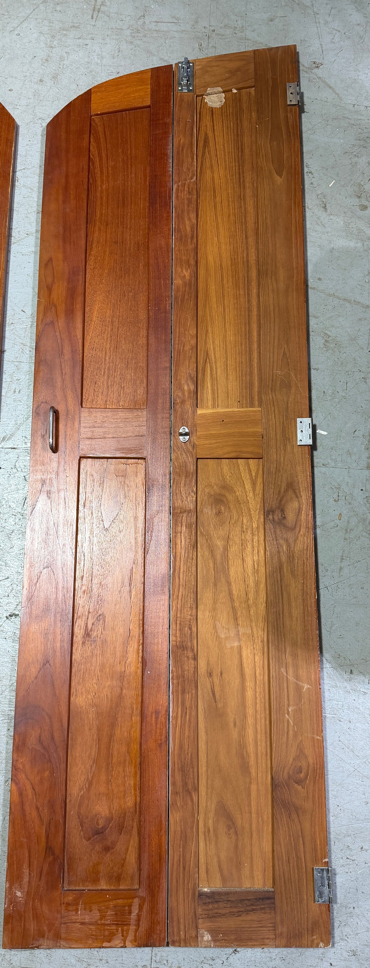 Pearson 27 Bifold Door - 66 1/2" Total Height x 20 3/8" Open Width -- #94