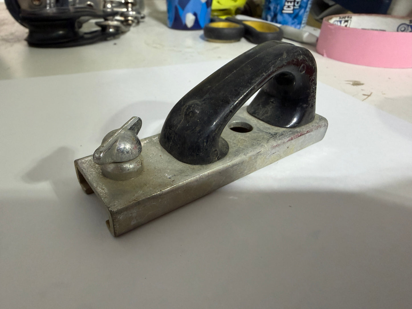 7/8" Screw Top Lead Car - 1 3/8" x 3/4" Eye