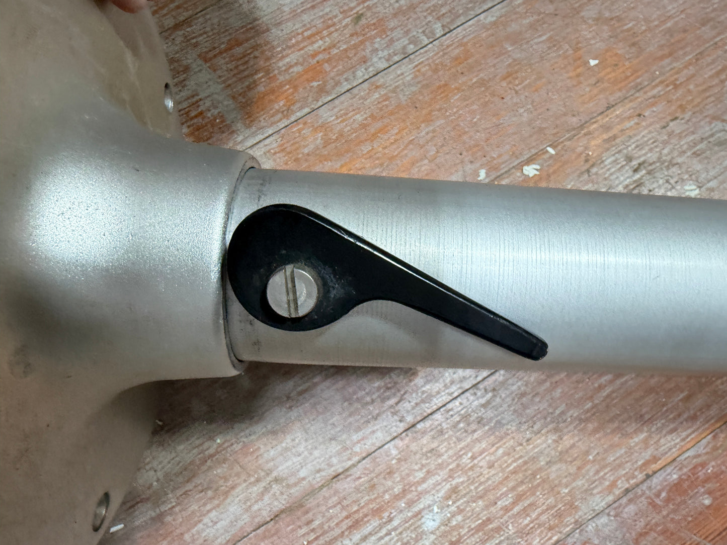 30" Long Single Table Leg