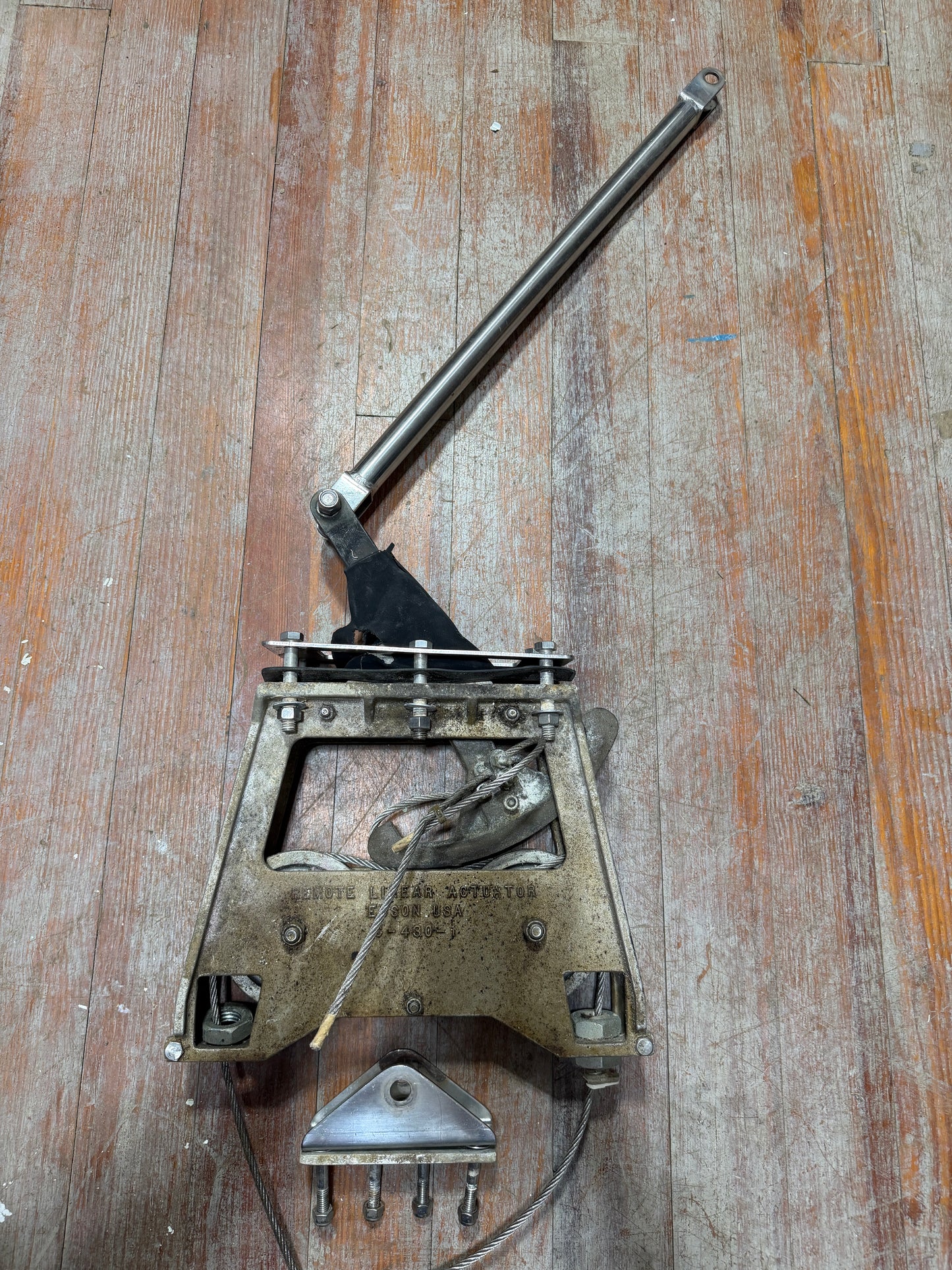 Pearson 27 Rudder With Control Arm & Teleflex Cables