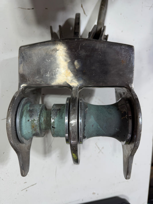 Heavy Duty Anchor / Bow Roller