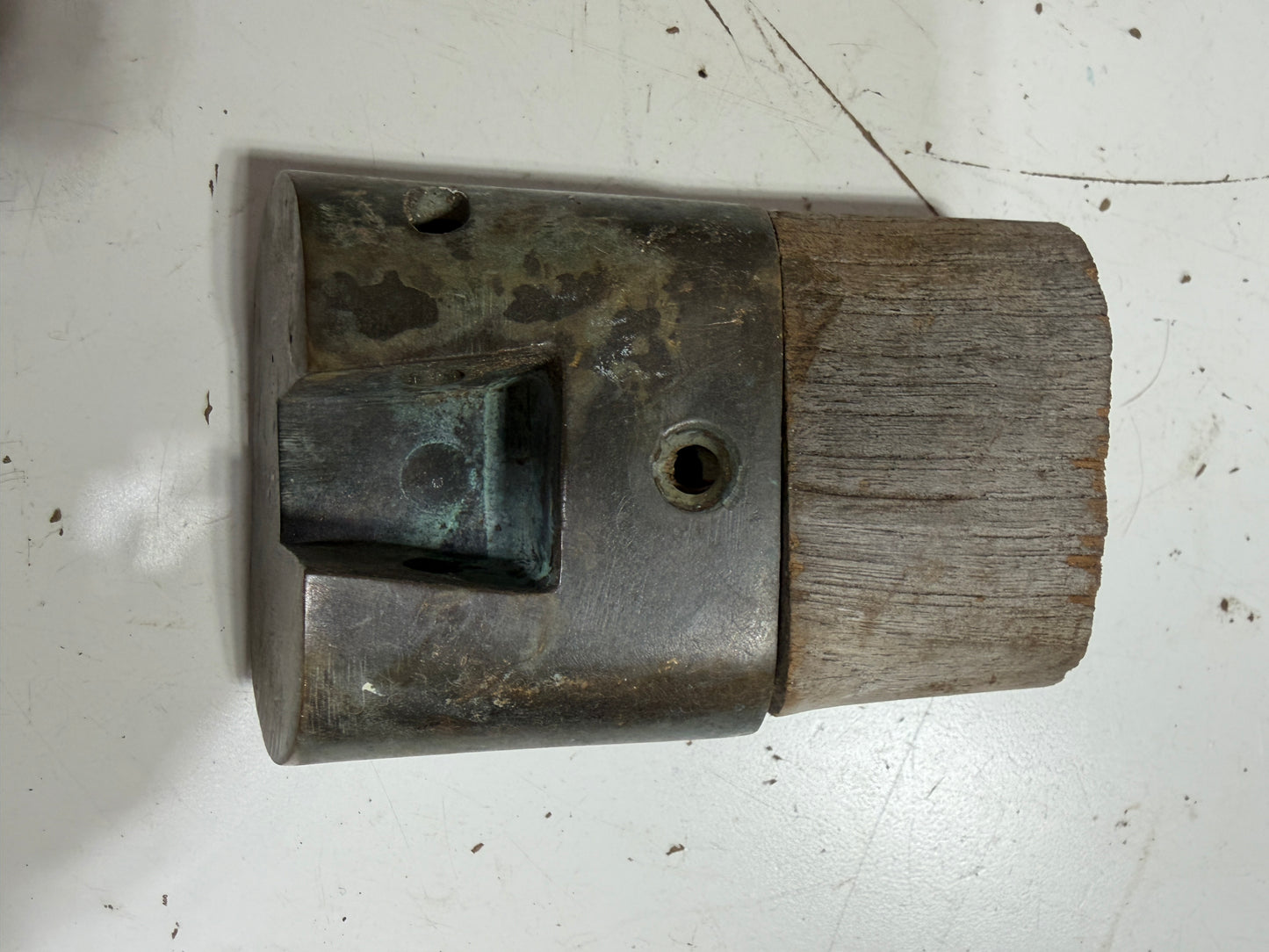 Half Bronze Gate Locking Hinge