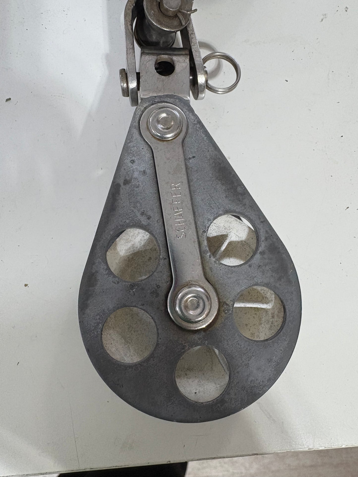 Schaefer Fiddle Block With Cam Cleat and 2 3/8" Sheave Single Block- 5/8" Line