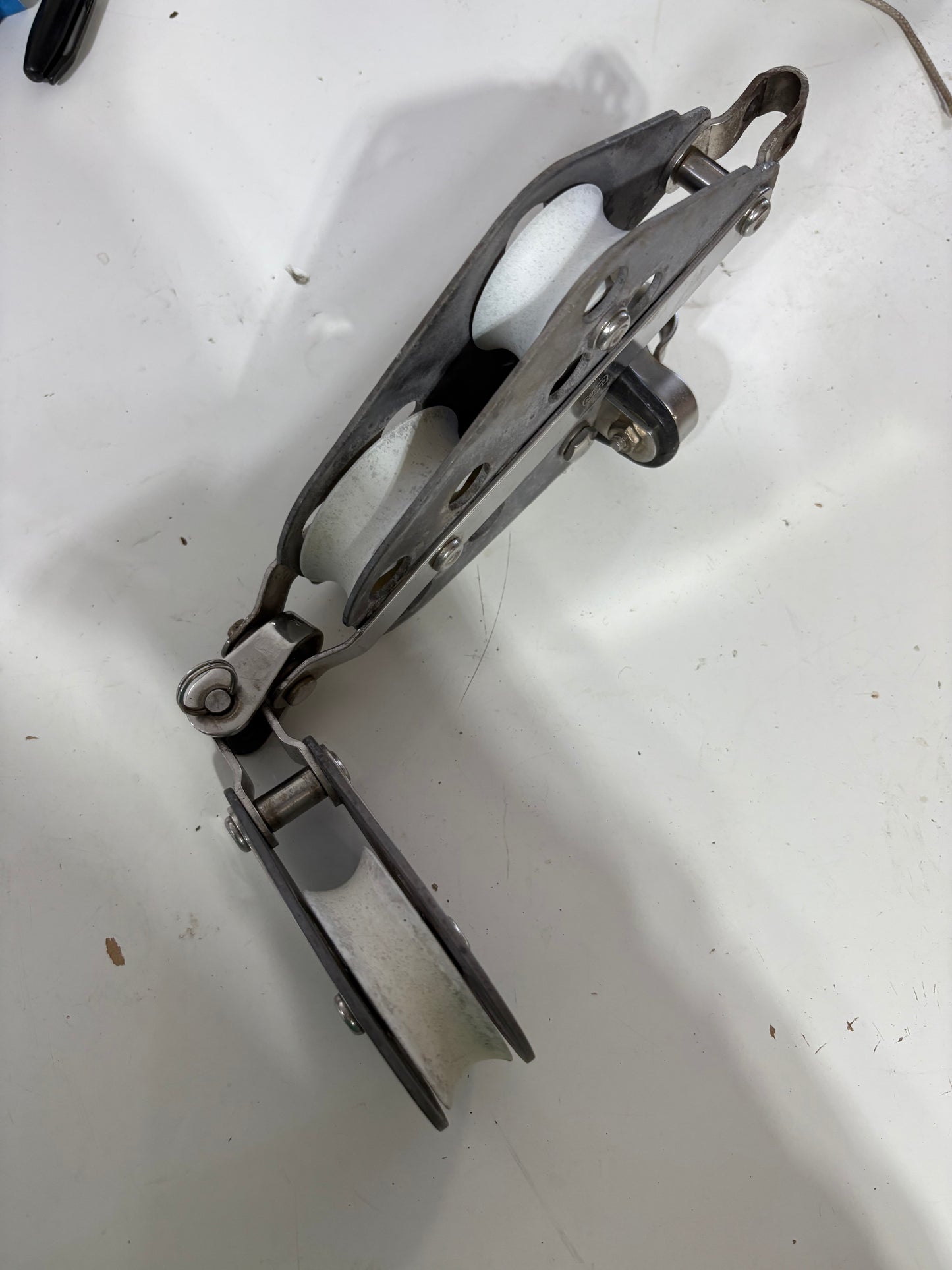 Schaefer Fiddle Block With Cam Cleat and 2 3/8" Sheave Single Block- 5/8" Line