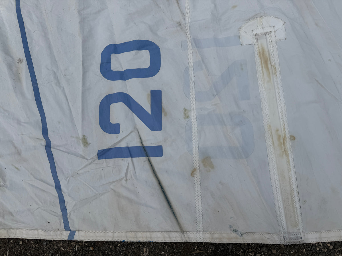 C&C 26 MAIN SAIL - 28'7" (1/2" Slug Side) x 30'4" x 8'7"