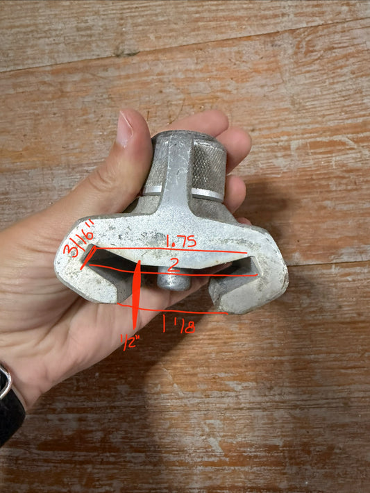 Large Aluminum X Track / Traveler Adjustable Car Stop