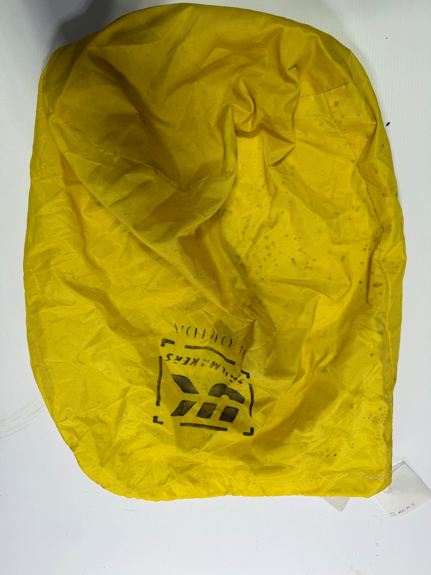 UK Sailmakers Bag 29" Long x 18" Base Diameter