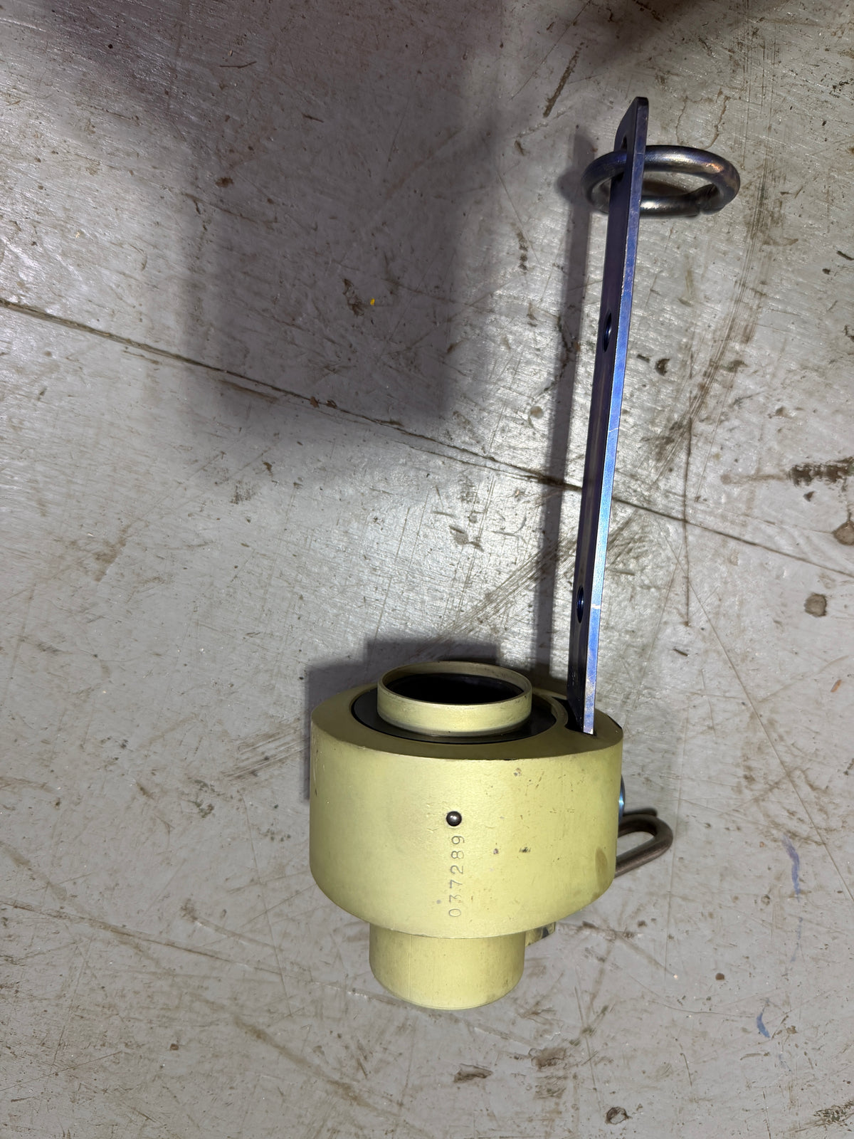 Profurl Roller Furling / Furler Upper Swivel - 1 1/4" Extrusion Diameter Hole