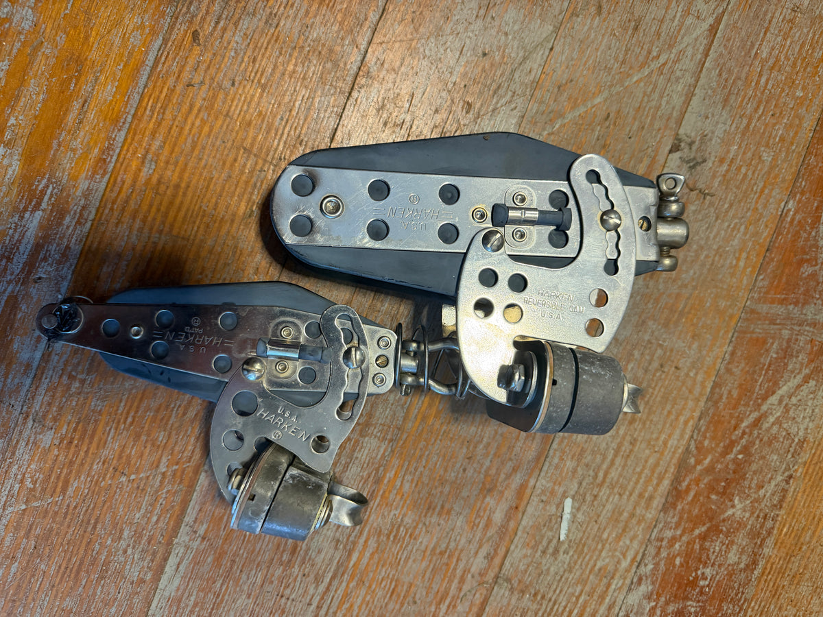 Double Hexaratcheting Fiddle Blocks With Cam Cleats