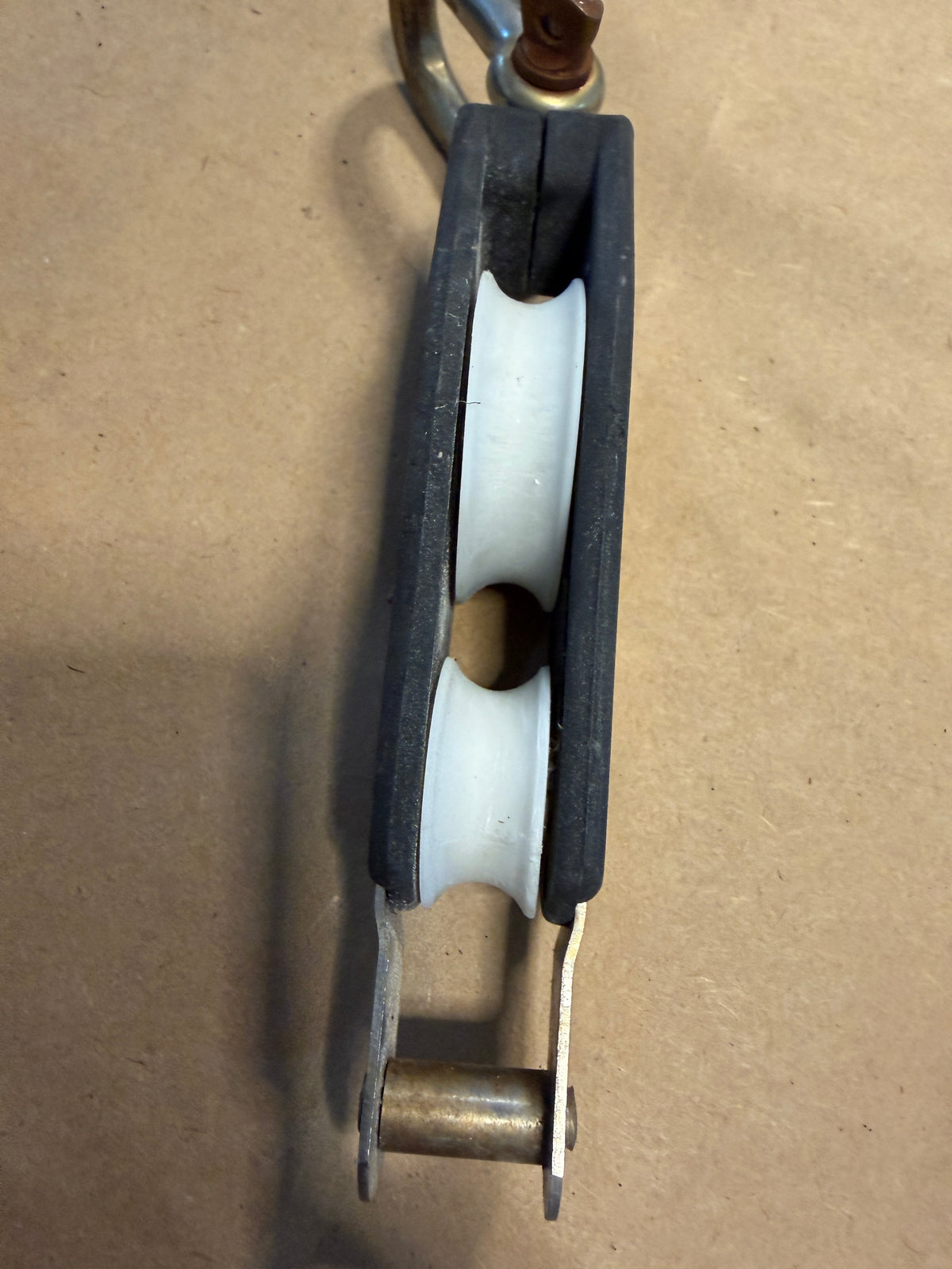 Lalizas Fiddle Block With Becket and Large D Shackle - 7/16" Line