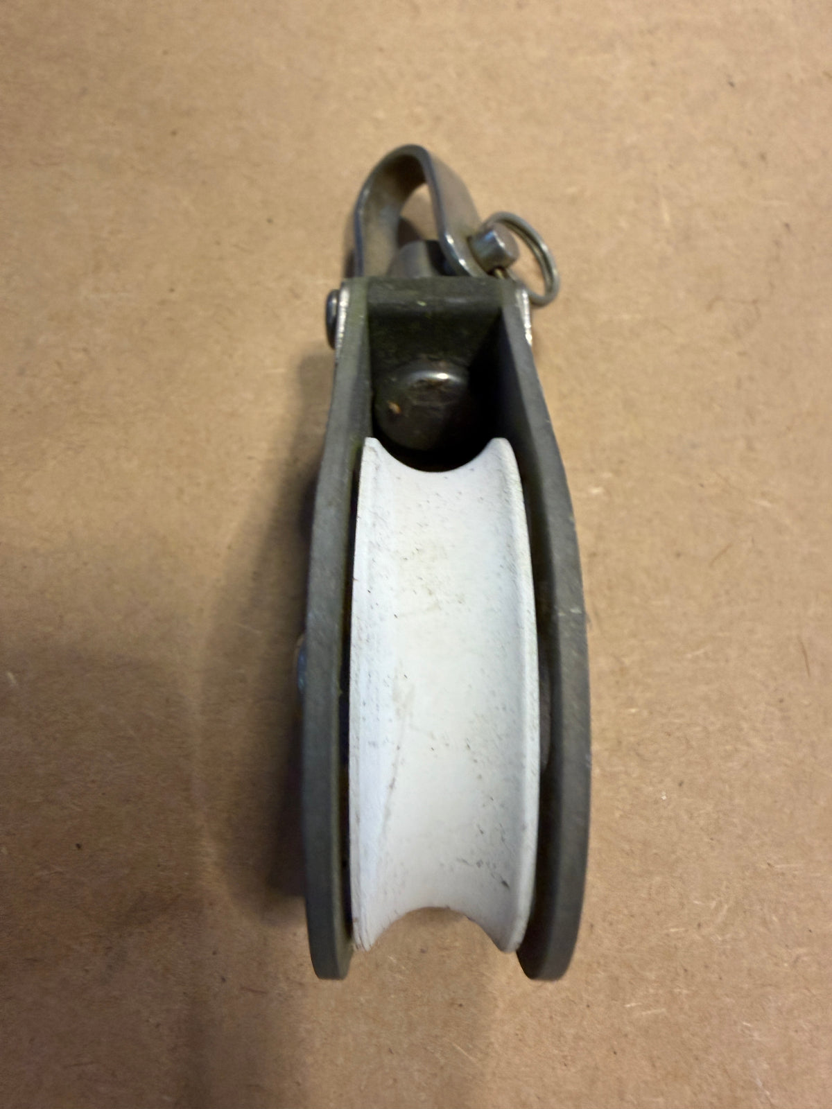 Schaefer Single Swivel Block 1 7/8" Sheave x 7/16" Line
