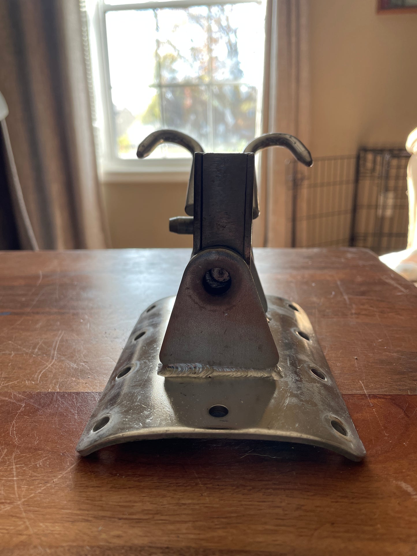 Gooseneck With Boom Brake