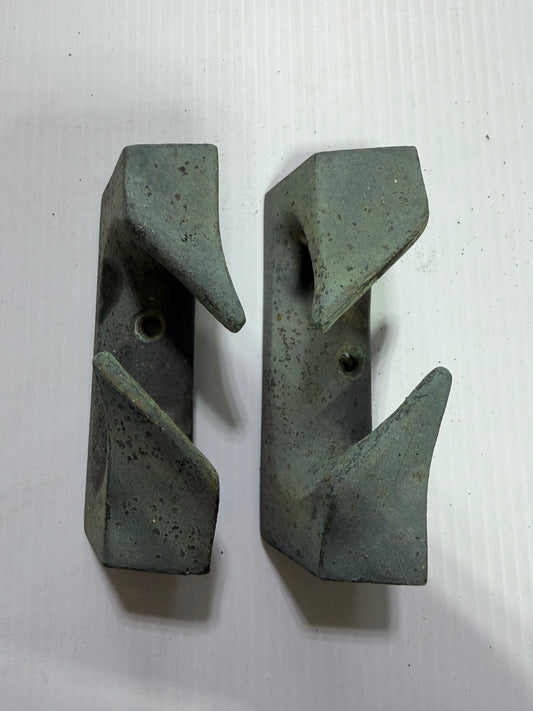 PAIR Angled Rail Chocks - 4 3/4" Long