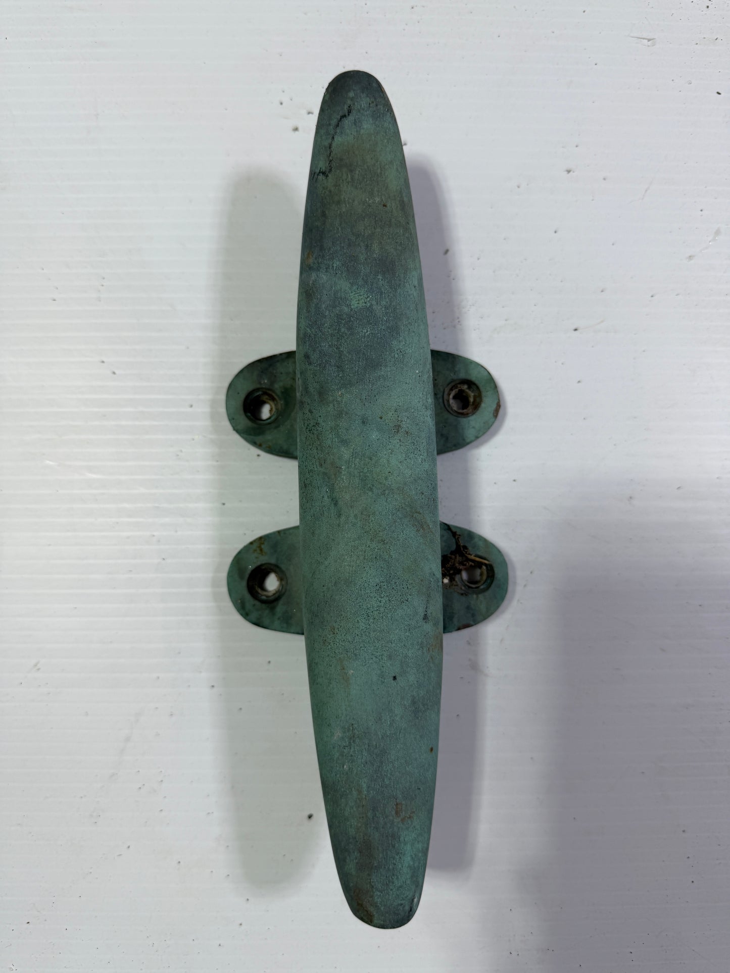 9 1/4" Hollow Bronze Cleat - Sailmaster 22