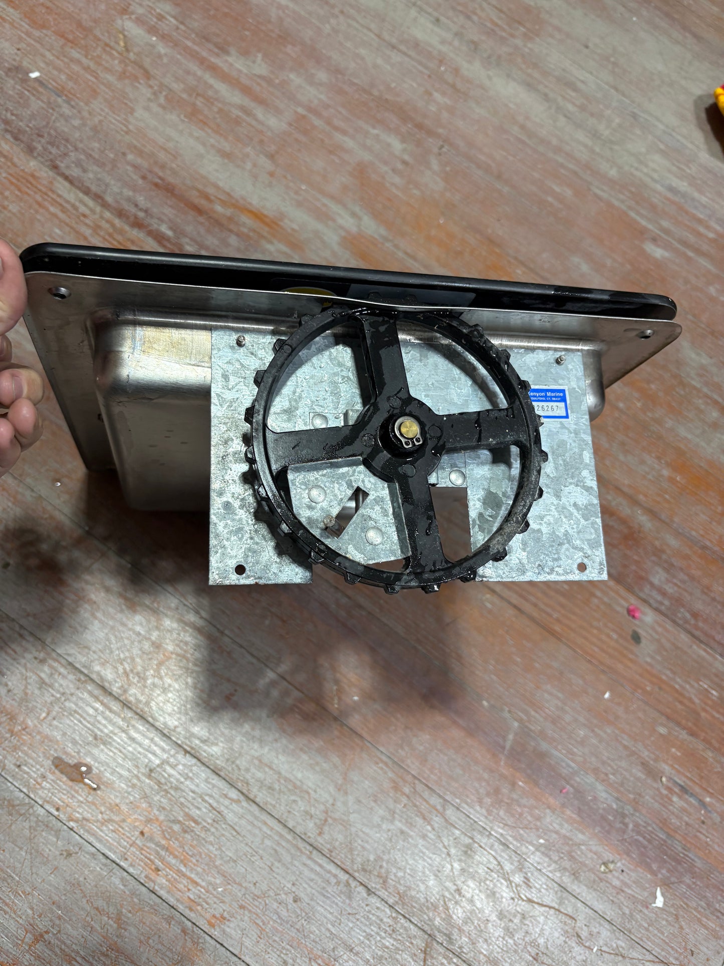 Kenyon Single Burner Alcohol Stove With Glass Flat Top