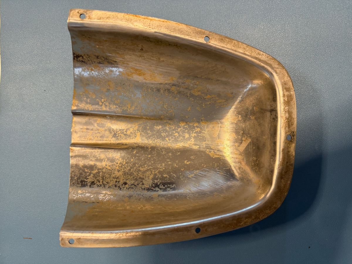 Stainless Steel Clam Shell Vent - 8" Length x 6 3/4" Width x 3" Height